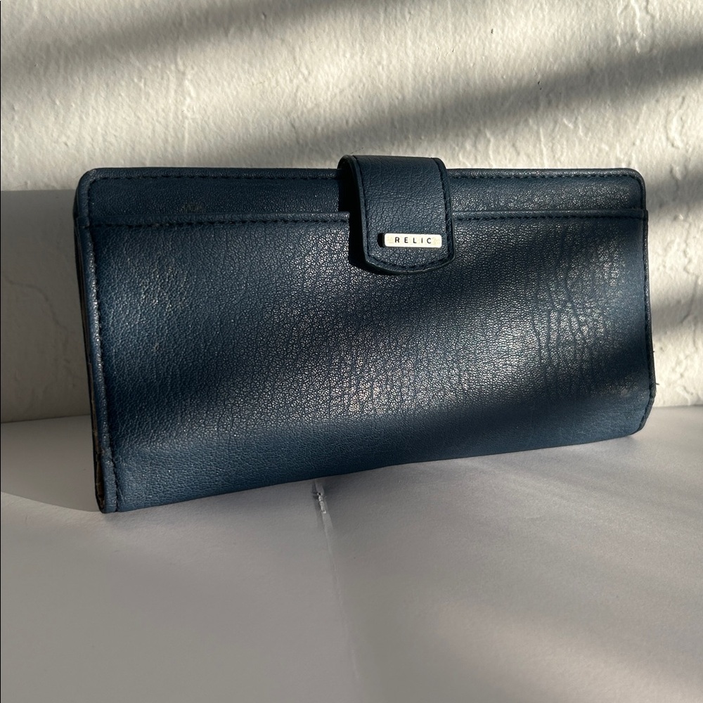 Relic Teal trifold Leather Clutch